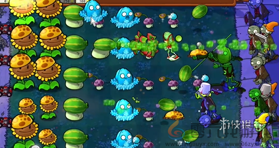 植物大战僵尸杂交版前院告急第十关怎么过(图7) 植物大战僵尸杂交版前院告急第十关怎么过(图7)